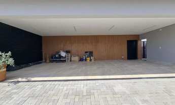 Imagem: Casa de condomínio térrea para venda tem