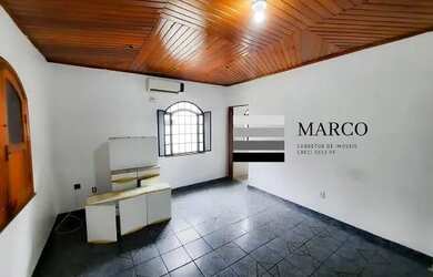 Imagem 4: Alugo casa com 4 quartos no PLANALTO