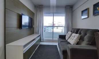 Imagem 2: Apartamento mobiliado em Tambaú, poucos passos da praia, perto de tudo, com sacada e ar