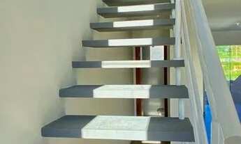 Imagem 4: Sobrado para venda possui 83 metros quadrados com 2 quartos em Serraria - São José - SC