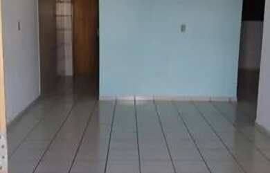 Imagem 2: Alugo apartamento com 3 quartos