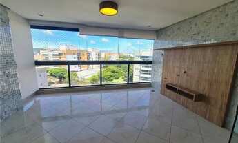 Imagem 4: Ao lado das maravilhosas praças da Mata da Praia, um belíssimo 4 quartos reformado , andar