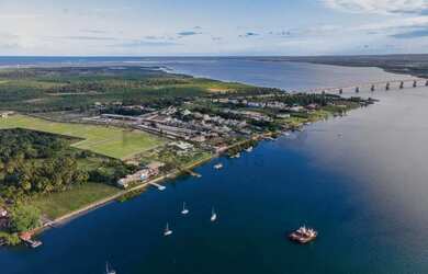 Imagem 7: Condomínio com 53 Lotes Amplos no Reserva PortoRio com Rampa Náutica
