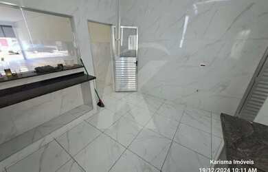 Imagem 3: Salão comercial medindo 90 m² com 1 banheiro