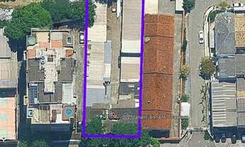 Imagem 3: Taquara - Prédio com 2 lojas e 2 apartamentos e Terreno com área de 1.320 m²