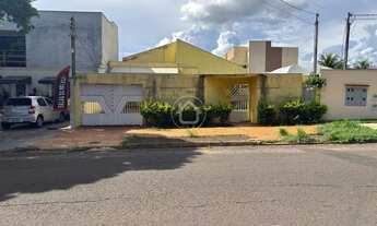 Imagem 2: CASA COM ALPLO TERRENO