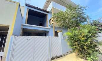 Imagem 2: Casa para Venda em Nova Iguaçu, Centro, 4 dormitórios, 1 suíte, 4 banheiros, 2 vagas