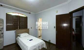 Imagem 6: Casa de LUXO à VENDA no Bairro ELDORADO