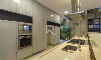 Imagem 6: Casa Semi Mobiliada em Cond. Clube com 3 suítes, Área gourmet e 360m2 para alugar - Santa