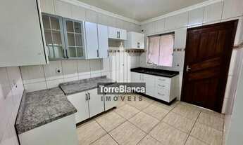 Imagem 5: Venda - Casa Semimobiliada com 3 quartos, 3 vagas de garagem, Churrasqueira, Quintal Amplo