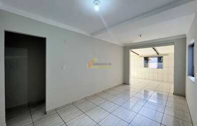 Imagem 2: Casa para aluguel, 3 quartos, 1 suíte, 3 vagas, Nossa Senhora das Graças - Divinópolis/MG