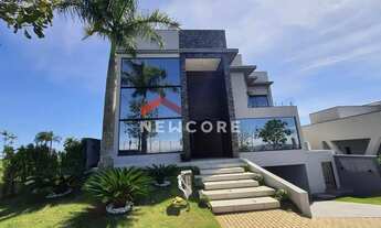 Imagem: Casa de condomínio em Alameda dos Ipês-amarelos