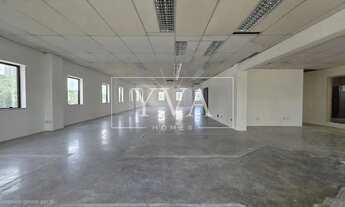 Imagem 2: Prédio comercial 2324m², com 4 pavimentos e 15 vagas na Região do Campo Grande/Santo Amaro