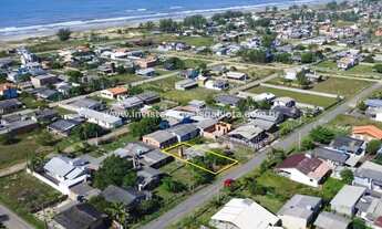 Imagem 4: Casa á venda com 2 dormitórios no bairro Jardim Ultramar em Balneário Gaivota / SC