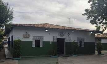 Imagem: CASA À VENDA EM ITAPUÃ, SALVADOR - BAHIA