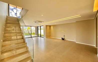 Imagem 5: Não perca essa chance: casa de alto padrão no Jacuhy, pronta para morar!