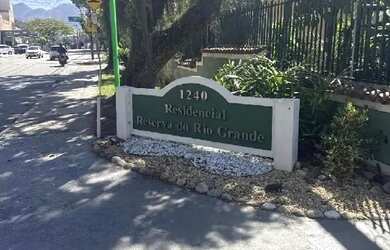 Imagem: Casa de leilão em JACAREPAGUA / RIO DE