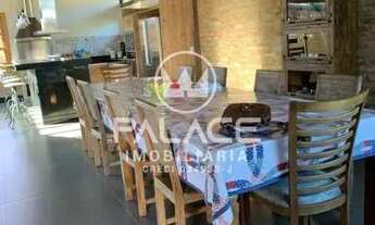 Imagem 6: Casa condomínio ondas grandes