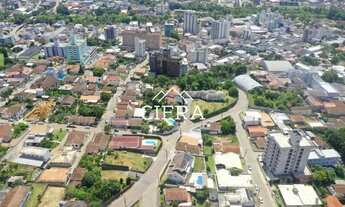 Imagem 4: Casa de Alvenaria - Venda - 03 dormitórios - 662m2 - Piscina - Rua Humaita - Eugênio Schne