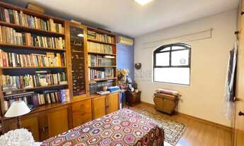 Imagem 3: Lindo sobrado à venda em condomínio fechado - De frente para o Colinas Shopping