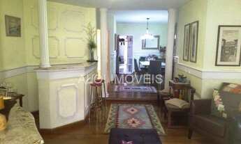 Imagem 2: 150 metros de área úteis, quatro dormitórios, sendo uma suíte, lazer total, rua sem saída