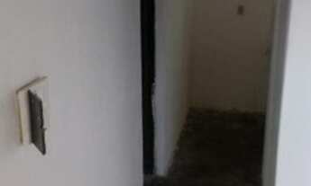 Imagem 5: Casa para venda com 210 metros quadrados com 1 quarto, pátio grande e quintal amplo