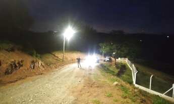 Imagem 4: Terreno de 1000m² com lago no local