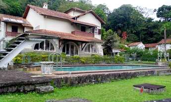 Imagem: PETRóPOLIS - Casa Padrão - Castelânea