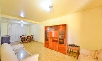 Imagem 2: Sobrado triplex com churrasqueira