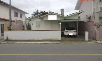 Imagem: Casa com acesso frente e fundos no Vila