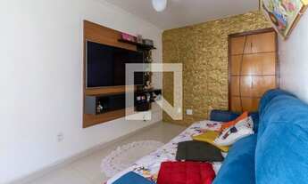 Imagem 2: Apartamento à Venda - Itaquera, 3 Quartos, 65 m2