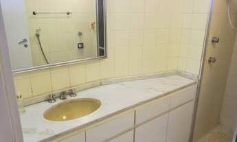 Imagem 4: Apartamento para venda possui 55 metros quadrados com 1 quarto . Vista mar!