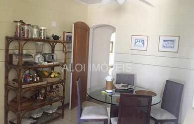 Imagem 2: Apartamento charmoso em rua tranquila e arborizada. Próximo a boas escolas da região e ao