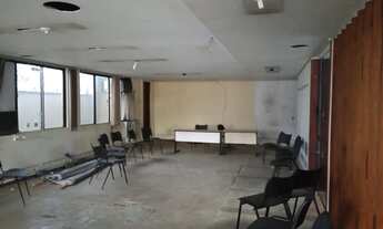 Imagem 2: Prédio c/ garagem comodidade para qualquer negócio