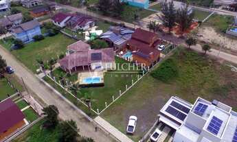 Imagem 3: 60 metros do mar, piscina, 02 terrenos