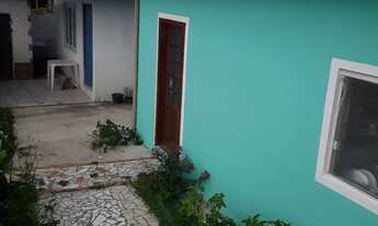 Imagem 4: Terreno com três casas