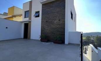 Imagem: Sobrado para venda possui 130 metros quadrados