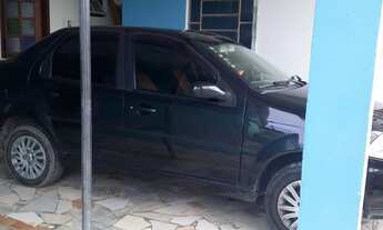 Imagem 7: Terreno com três casas