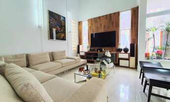 Imagem 3: Casa de condomínio sobrado para venda tem 283 metros quadrados com 4 quartos