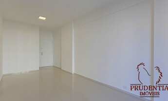 Imagem 4: Apartamento à venda em Humaitá com 53 m², 1 quarto, 1 vaga