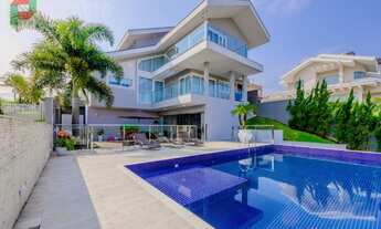 Imagem: Casa de alto padrão no Condomínio Golden