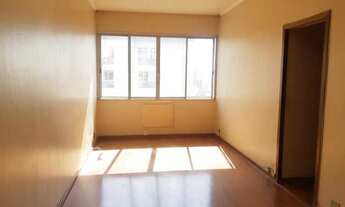 Imagem 6: Tijuca- próximo metrô Saens Pena- ótimo prédio- jardins- andar alto- sala - 3 quartos- 2 b