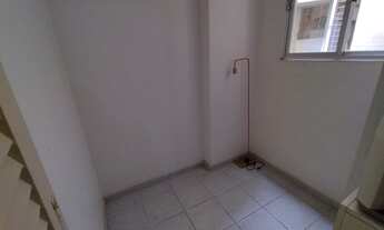 Imagem 7: Apartamento para venda tem 85 metros quadrados com 2 quartos em Laranjeiras - Rio de Janei