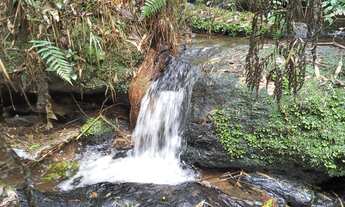 Imagem: Refúgio nas Montanhas !