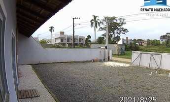 Imagem 4: Casa para venda possui 80 metros quadrados com 3 quartos em Itacolomi - Balneário Piçarras