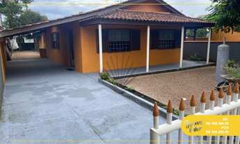 Imagem: Casa de Itapoá/SC. Localizado à 1.500m