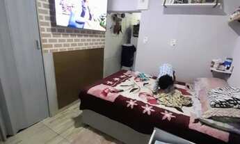 Imagem 5: 2 cômodos, não dá pra construir zap