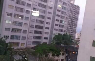 Imagem 3: Apartamento para venda possui 98 metros quadrados com 3 quartos em Aclimação - São Paulo