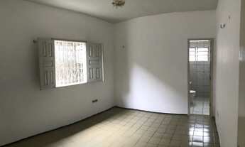 Imagem 5: Casa com 3 quartos a venda, 140 m² por R$ 500.000 - Horto - Teresina/PI>