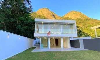 Imagem 2: Casa com 3 Quartos à Venda, 150 m² Por R$ 2.600.000 - Itacoatiara - Niterói/RJ